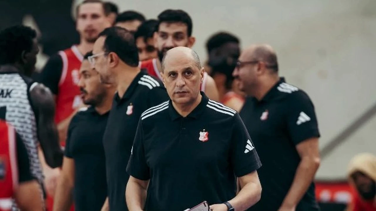 أحمد عمر يقود أهلي بنغازي نحو نهائيات الدوري الإفريقي لكرة السلة